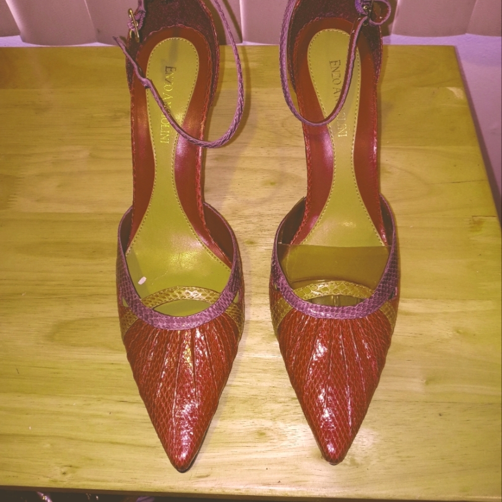 Shoe